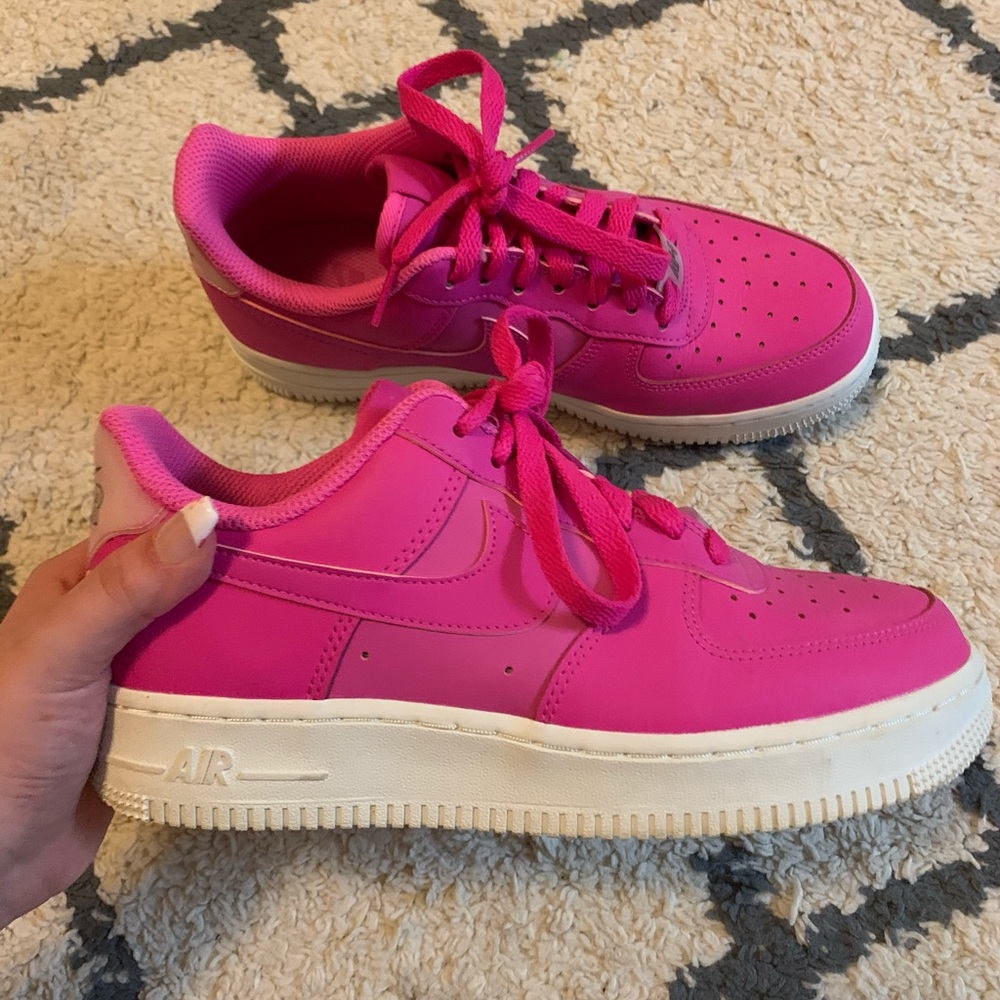 Nike Air Force 1 “Laser Fuschia”